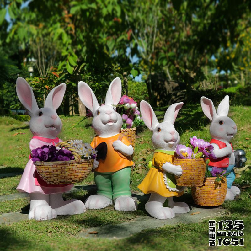 農(nóng)場創(chuàng)意玻璃鋼卡通拿著花籃的兔子雕塑 農(nóng)場創(chuàng)意玻璃鋼卡通拿著花籃的兔子雕塑