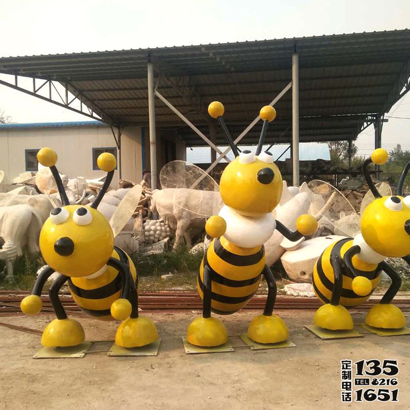 商業(yè)街公園擺放彩繪黃色玻璃鋼卡通蜜蜂雕塑 商業(yè)街公園擺放彩繪黃色玻璃鋼卡通蜜蜂雕塑